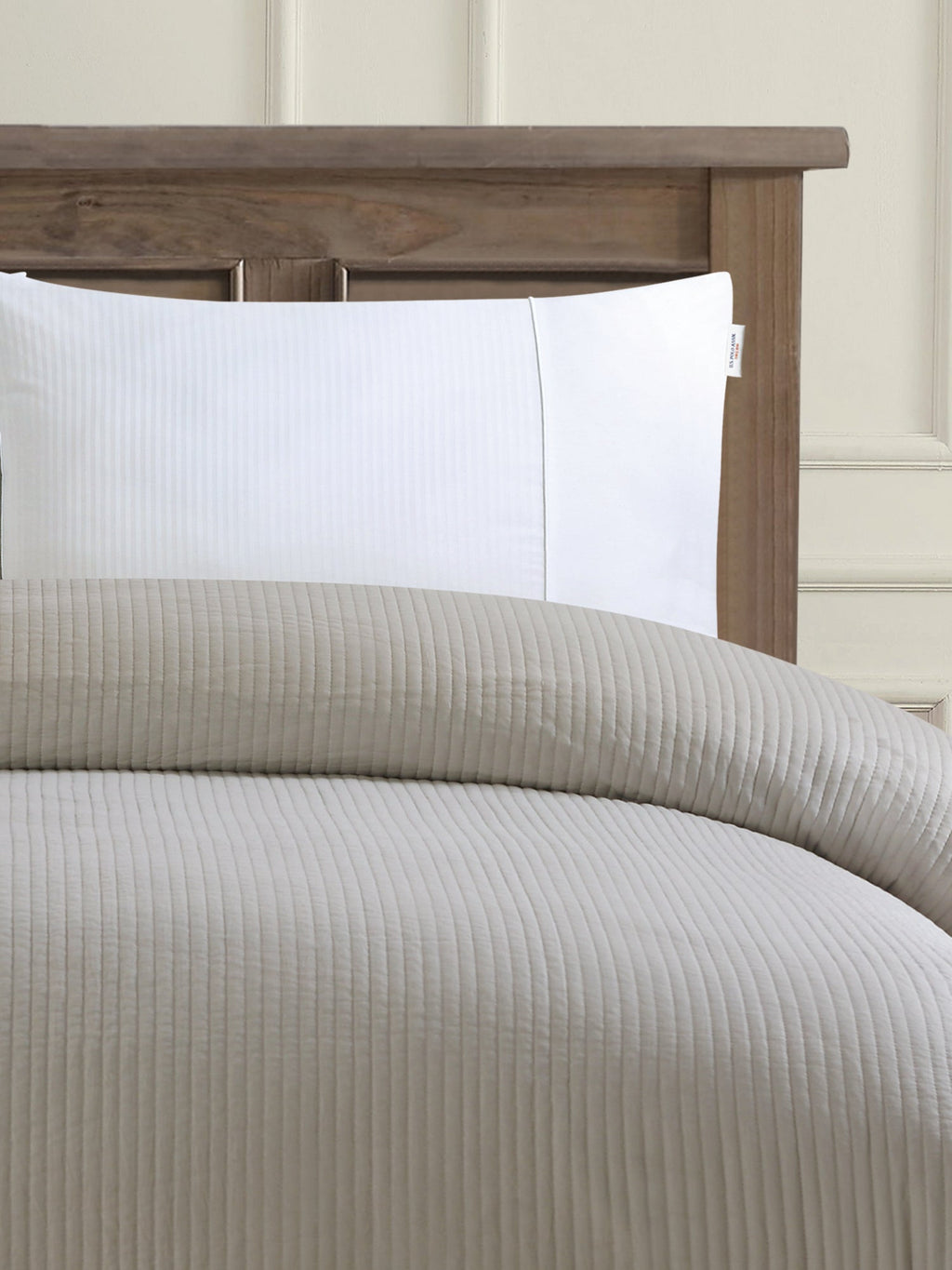 Channel Row Quilted Bedspread Cloud Cream