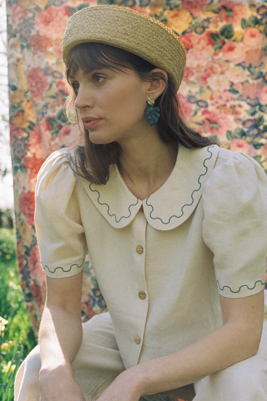 Frances Linen Cropped Blouse with Embroidered Trims - Natural