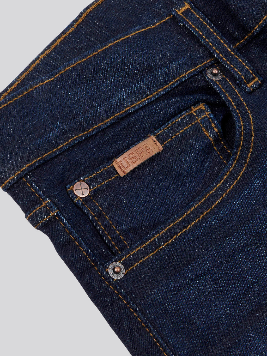 Mens 5 Pocket Regular Fit Denim Jeans in Rinse Wash