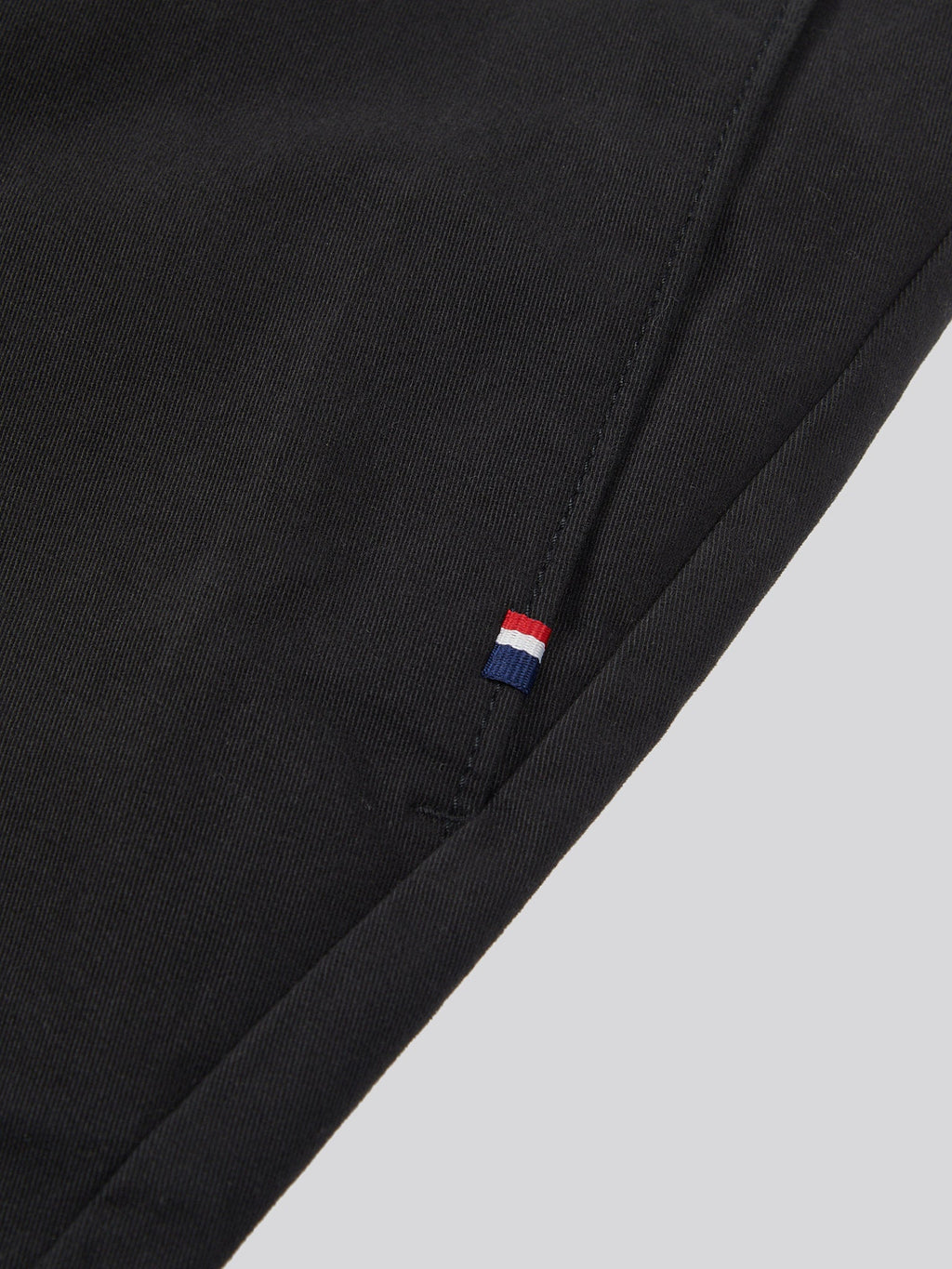 Mens Classic Chinos Shorts Black Bright White DHM