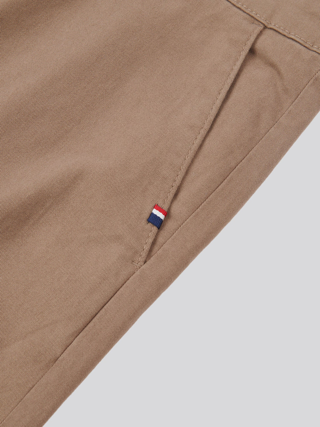 Mens Classic Chinos Shitake