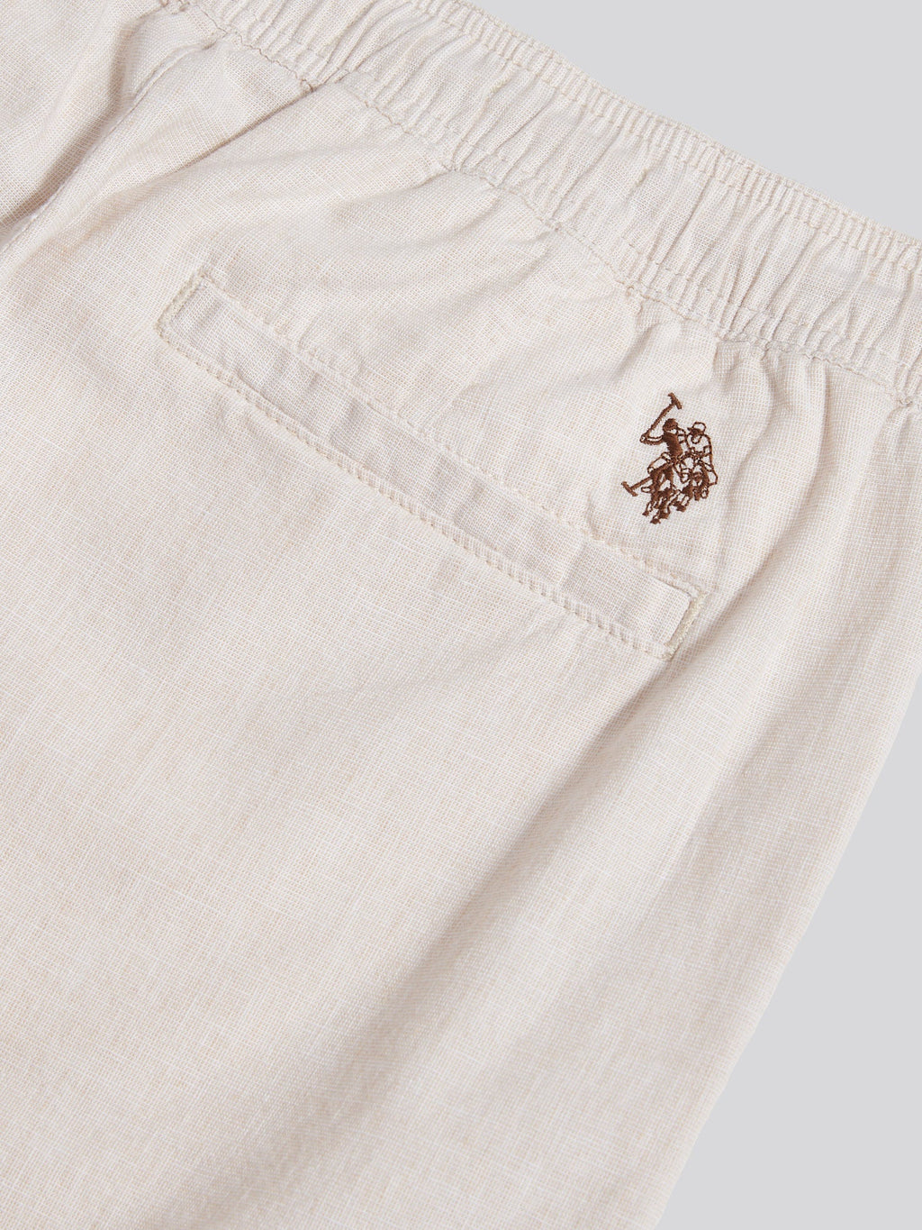 Mens Linen Blend Drawstring Short in Doeskin