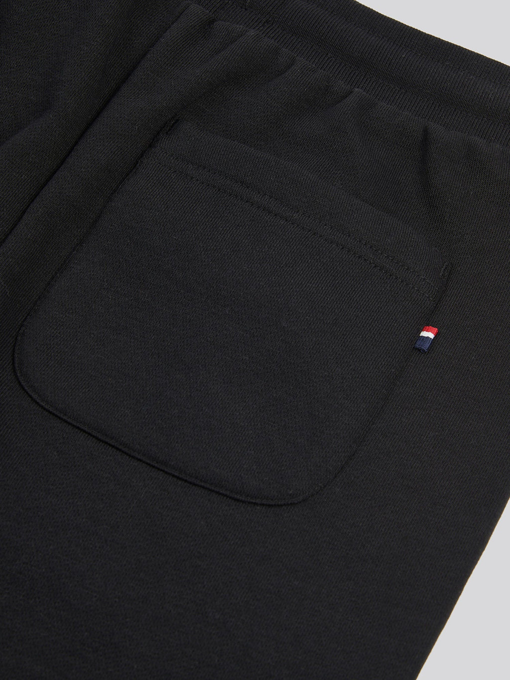 Boys Player 3 Jogger in Black / Haute Red DHM